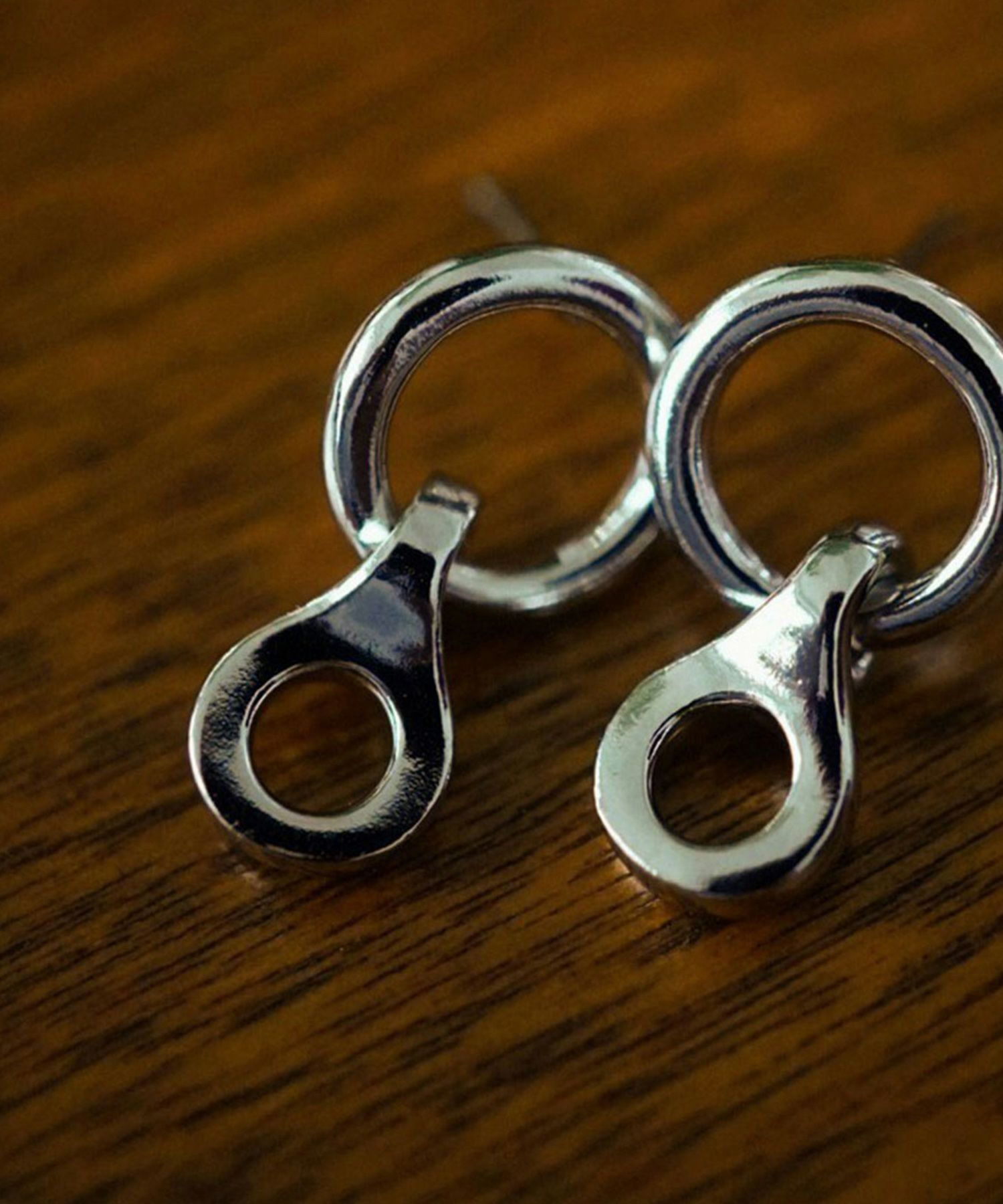 プルタブピアス