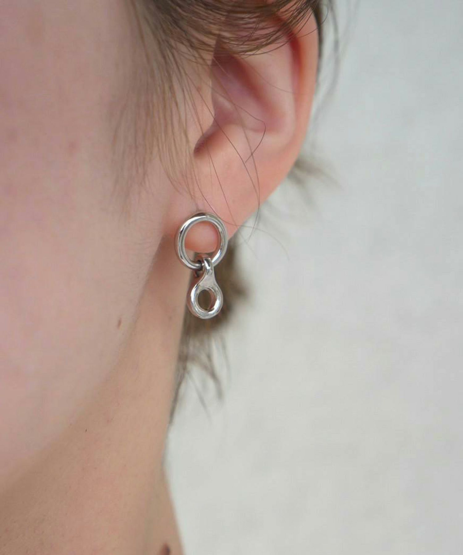 プルタブピアス