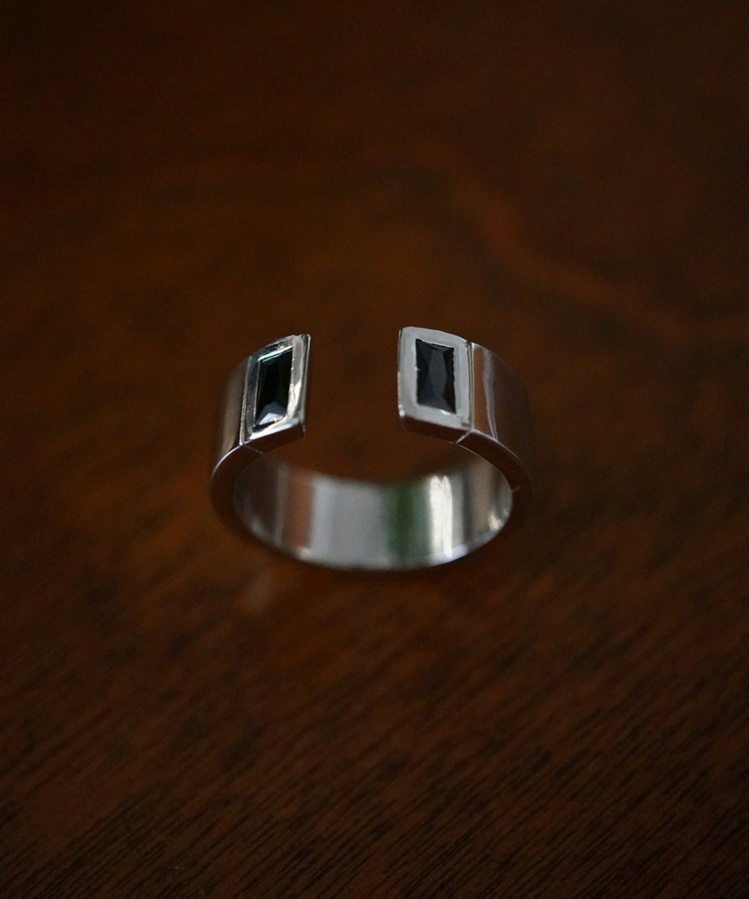 ブラックストーンハグリング