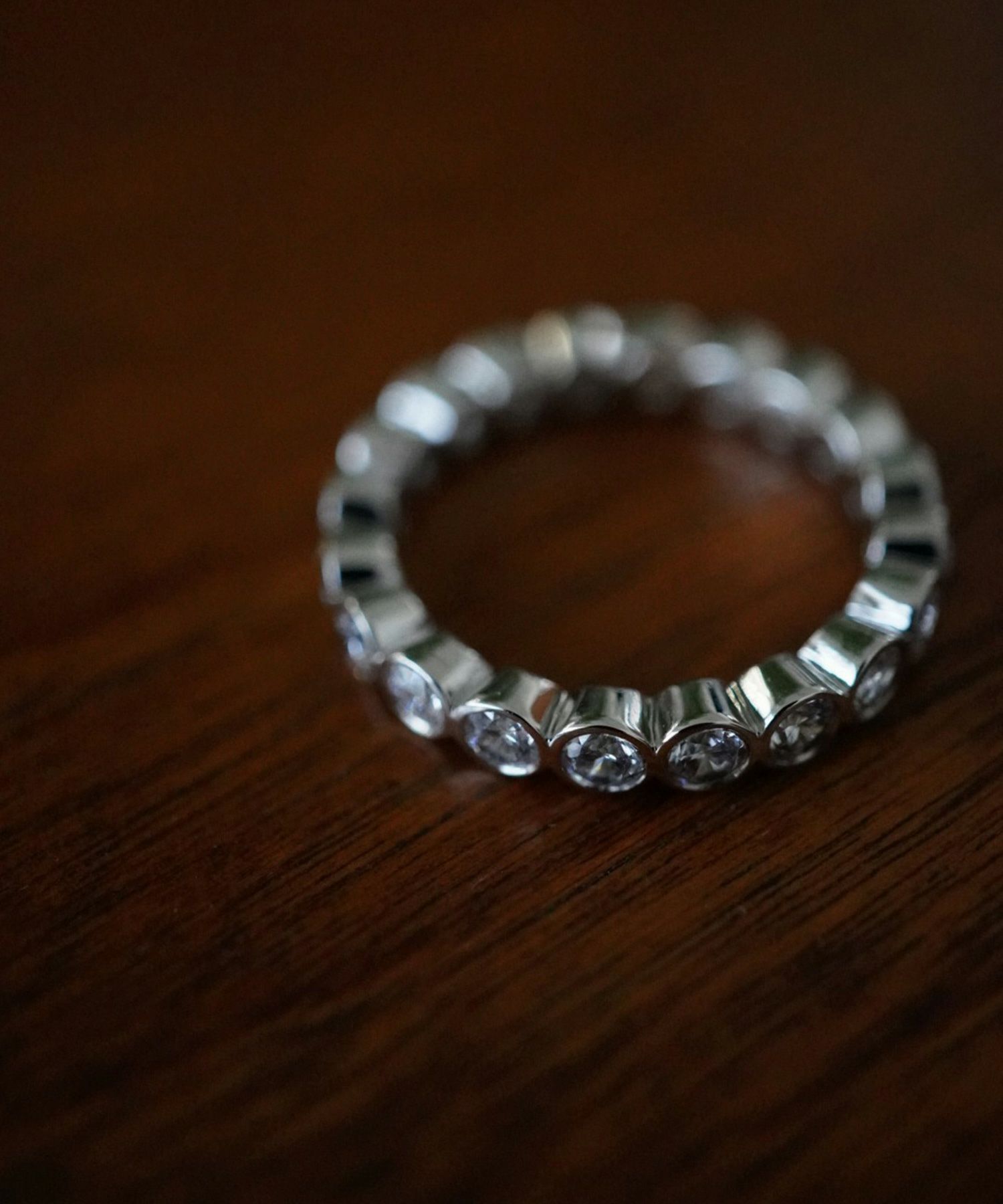 サークルストーンエタニティリング