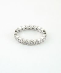 サークルストーンエタニティリング