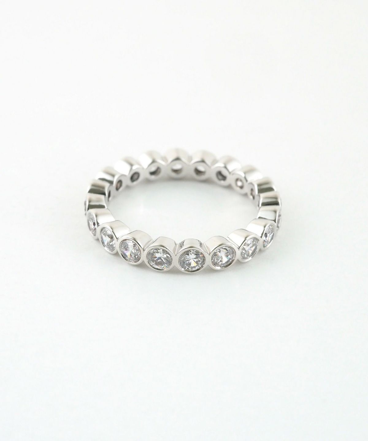 サークルストーンエタニティリング