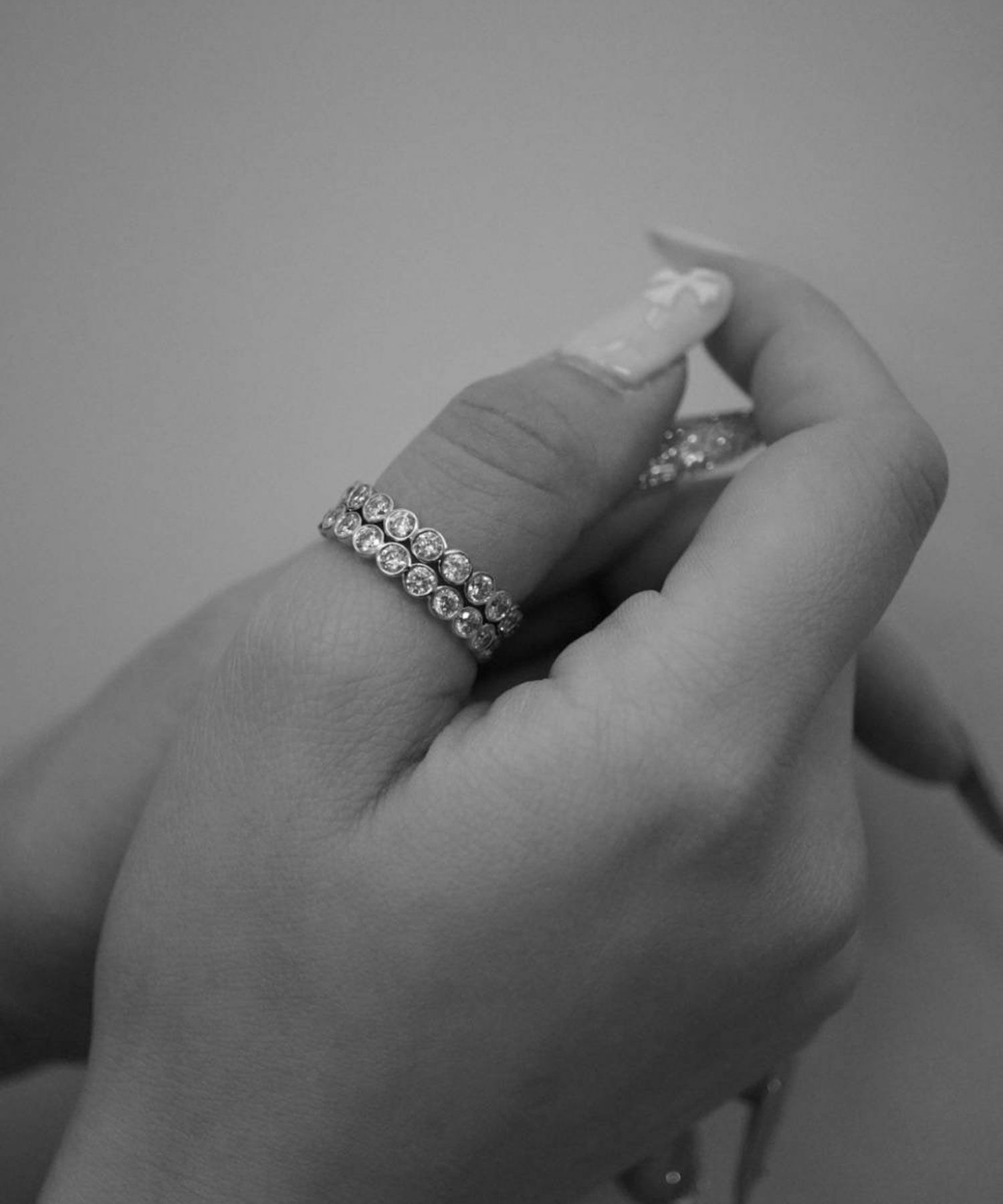 サークルストーンエタニティリング