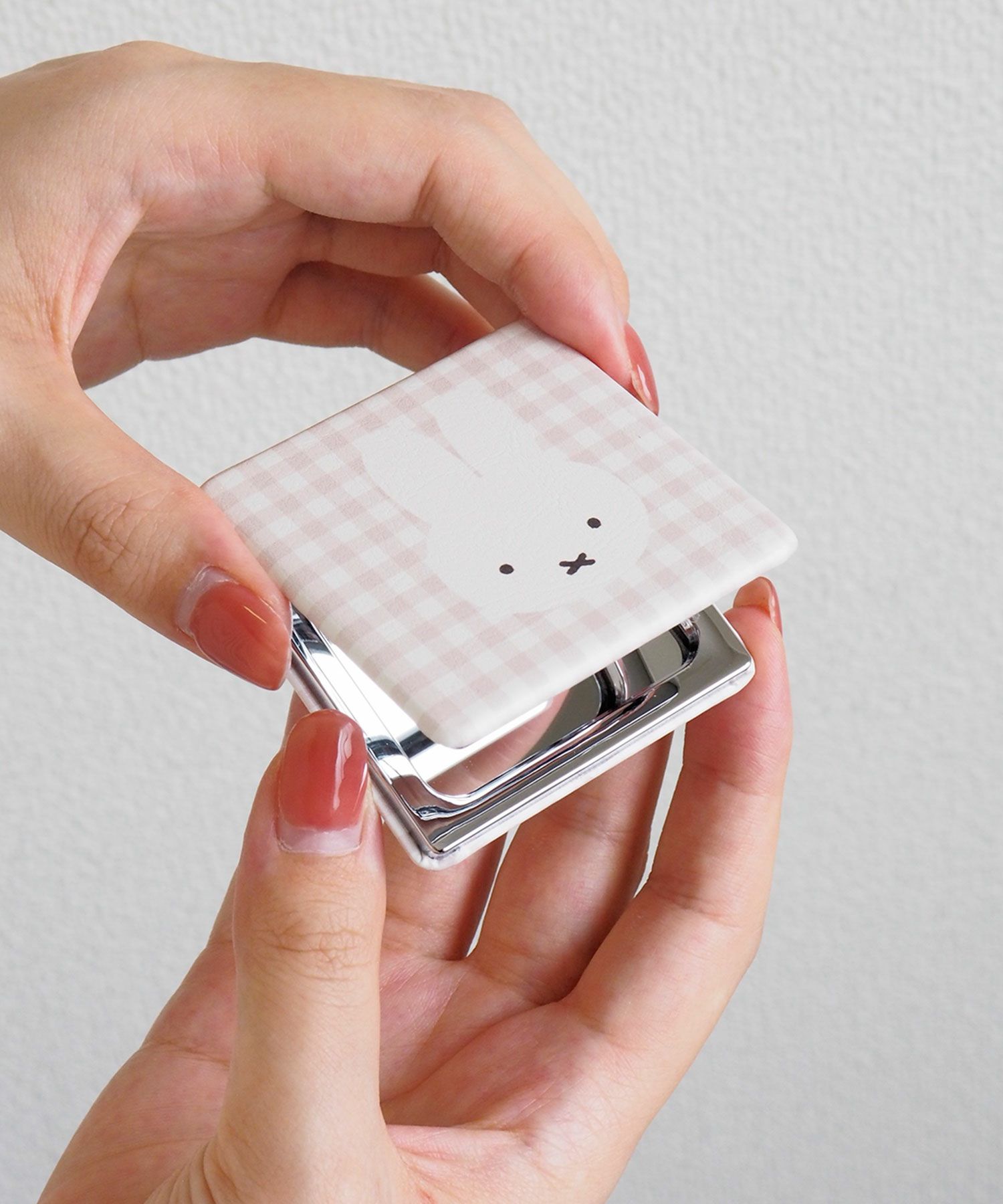 ミッフィー BRUNA PLAID コンパクトミラー