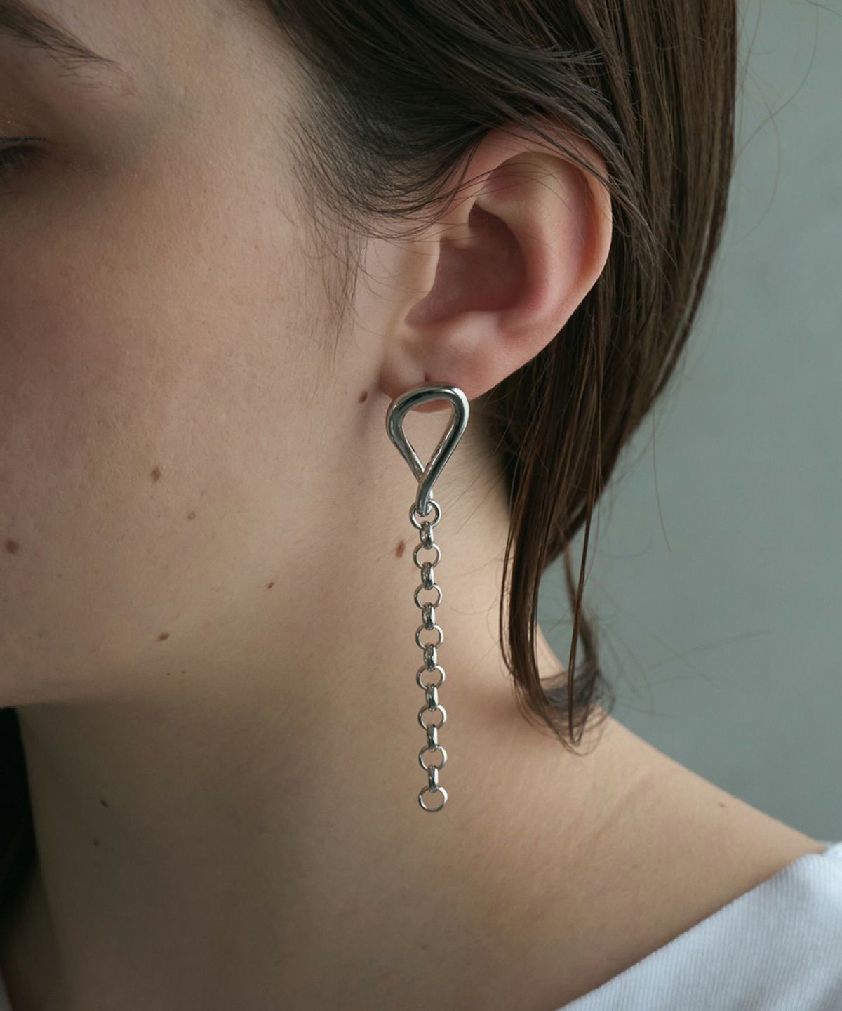 ドロップメタル×チェーンピアス【MUK lucenzio】