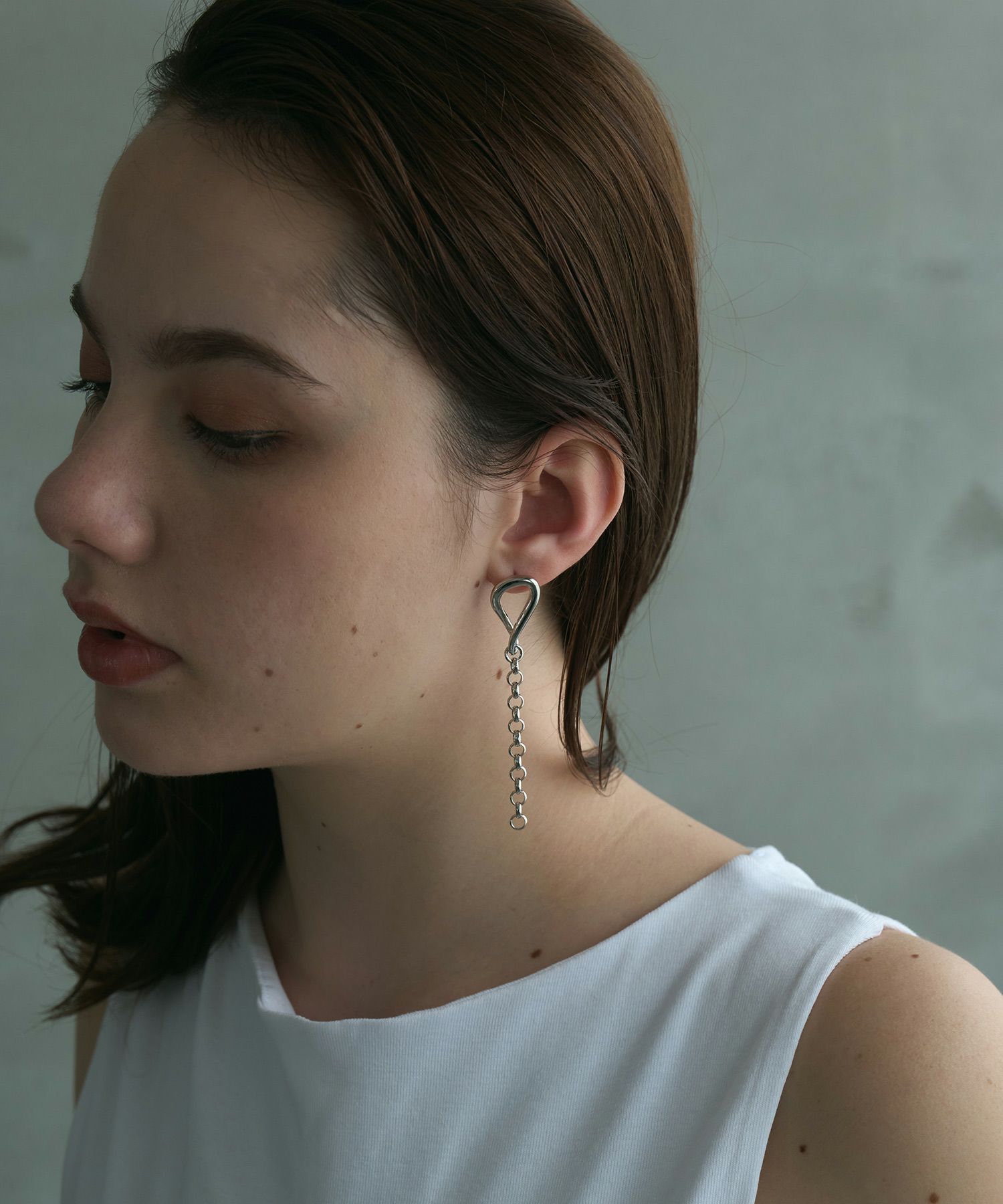 ドロップメタル×チェーンピアス【MUK lucenzio】