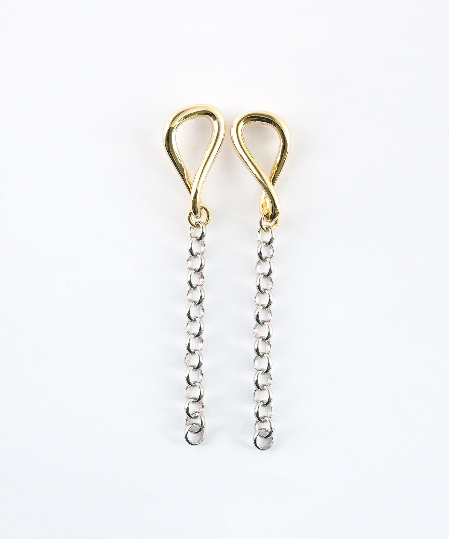 ドロップメタル×チェーンピアス【MUK lucenzio】