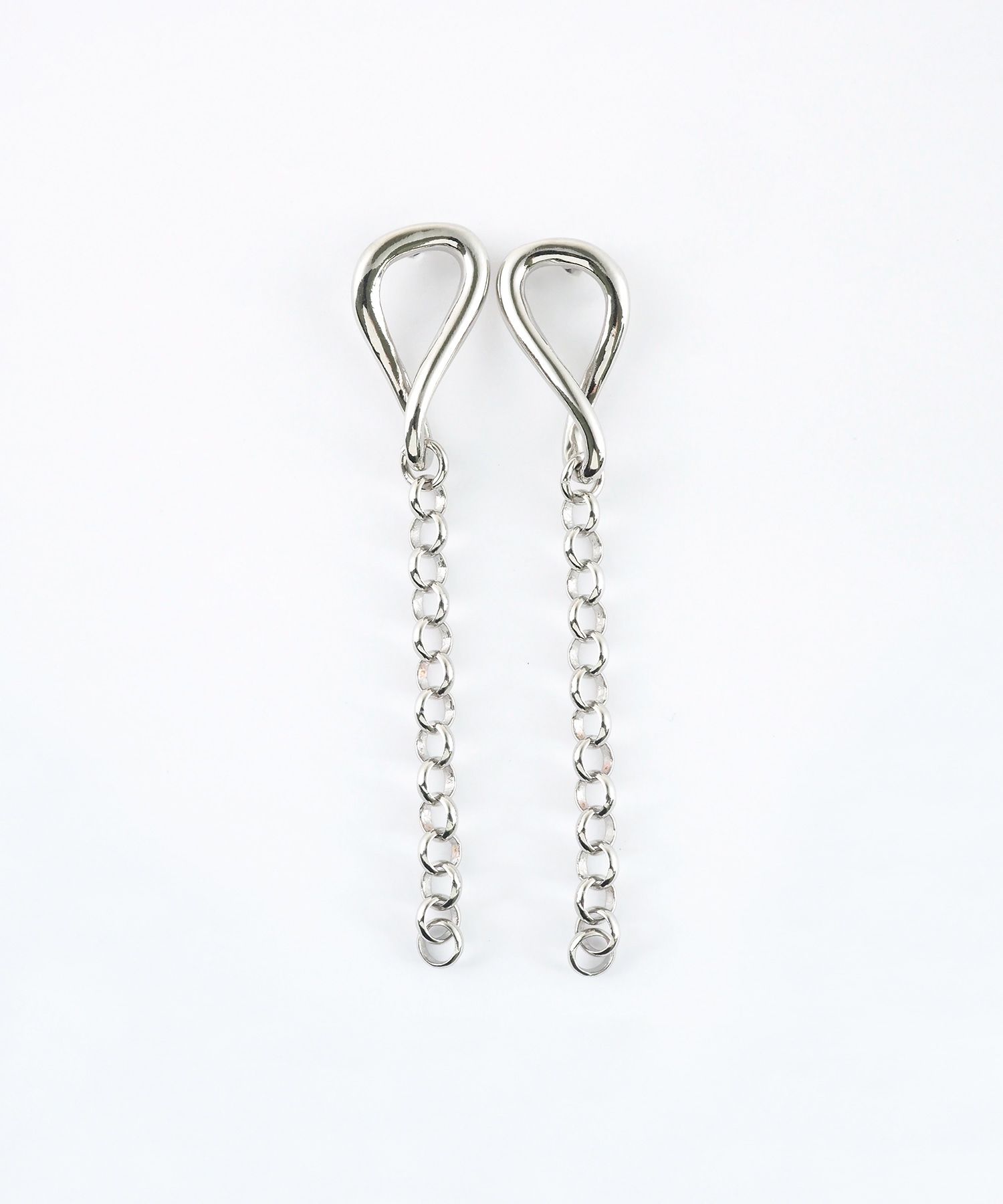 ドロップメタル×チェーンピアス【MUK lucenzio】