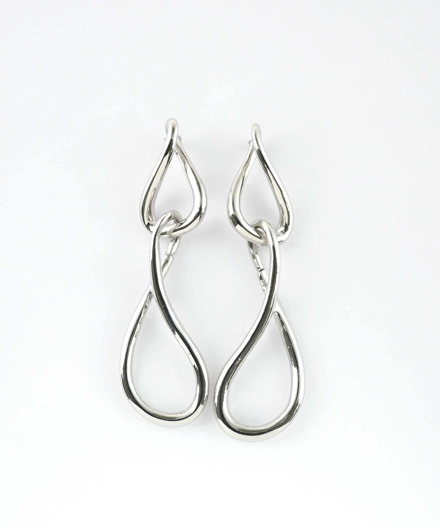 ドロップメタルボリュームピアス【MUK lucenzio】