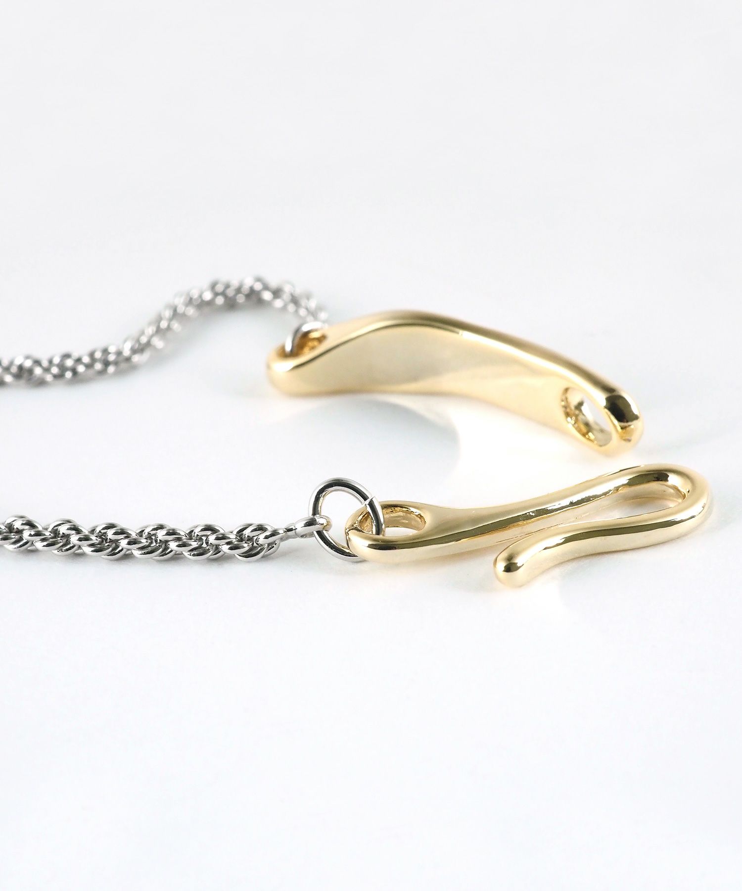 フックチェーンブレスレット【MUK lucenzio】