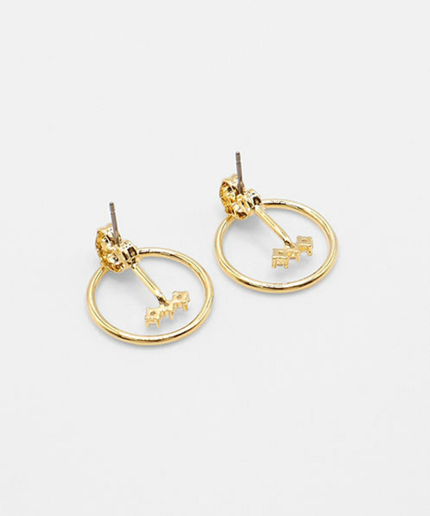 バックキャッチラウンドチタンポストピアス