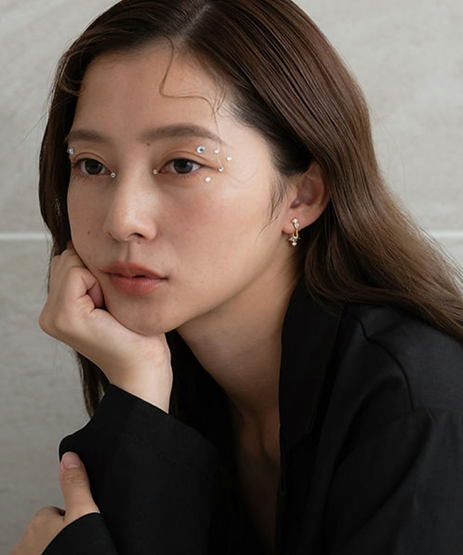 バックキャッチラインチタンポストピアス