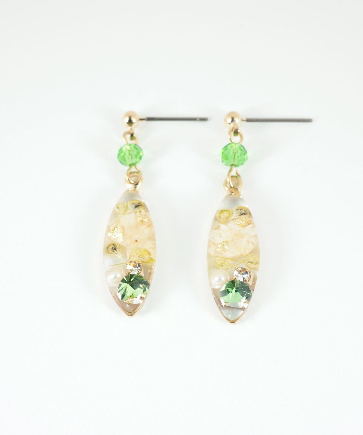 ドライフラワーバースストーンチタンポストピアス