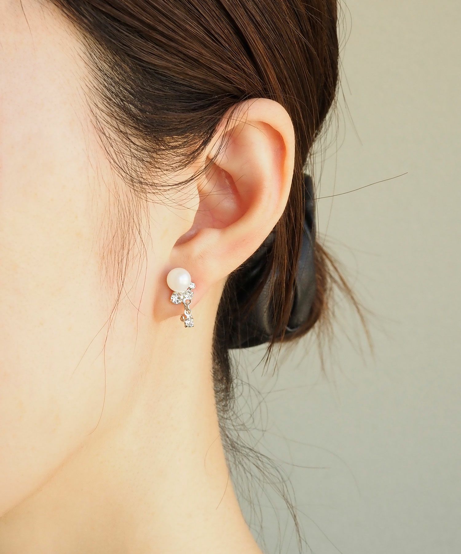 貝パールビジューイヤリング