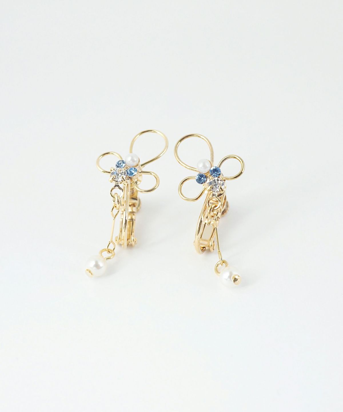 ワイヤーフラワービジューイヤリング