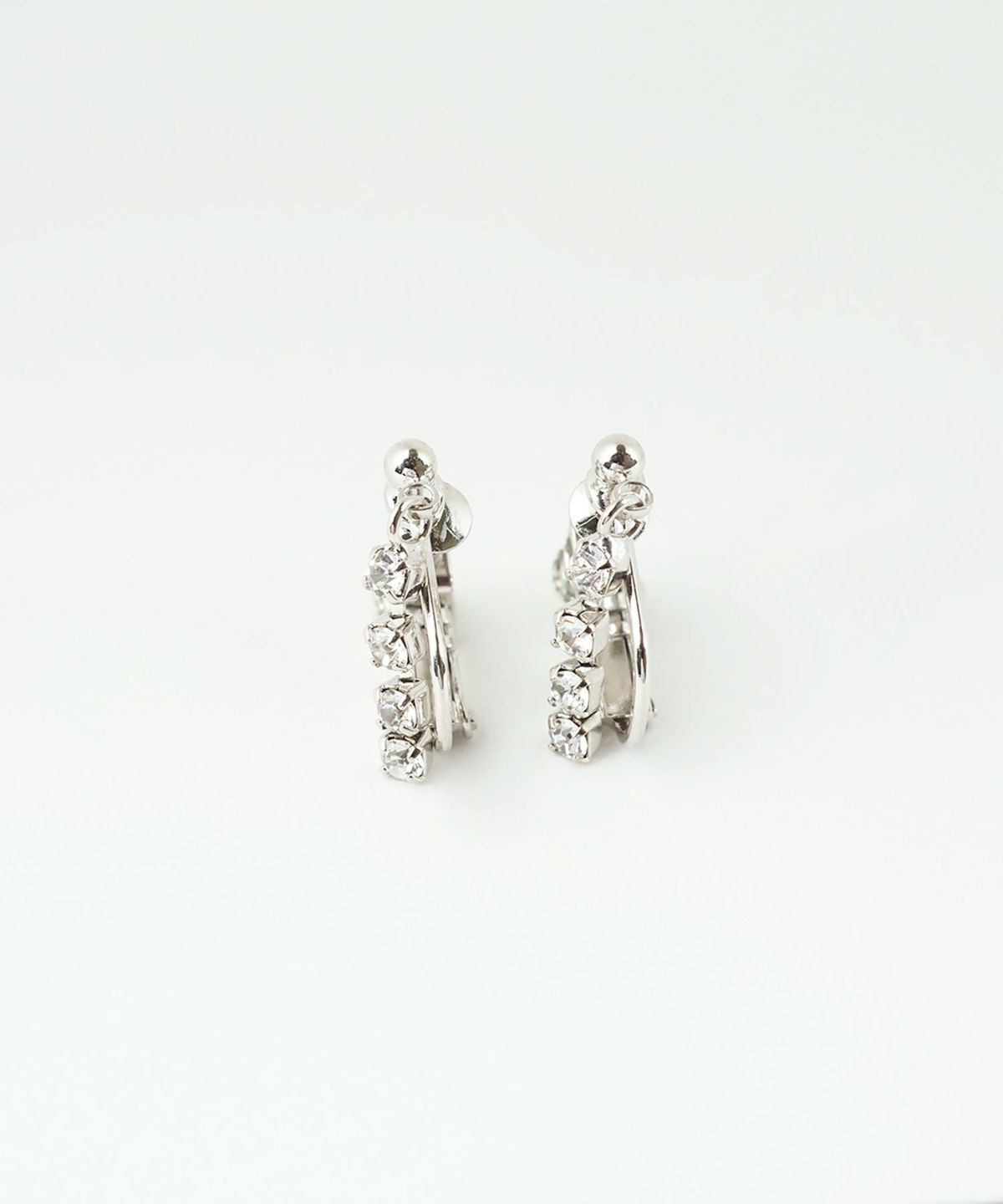 4連ラインストーンイヤリング