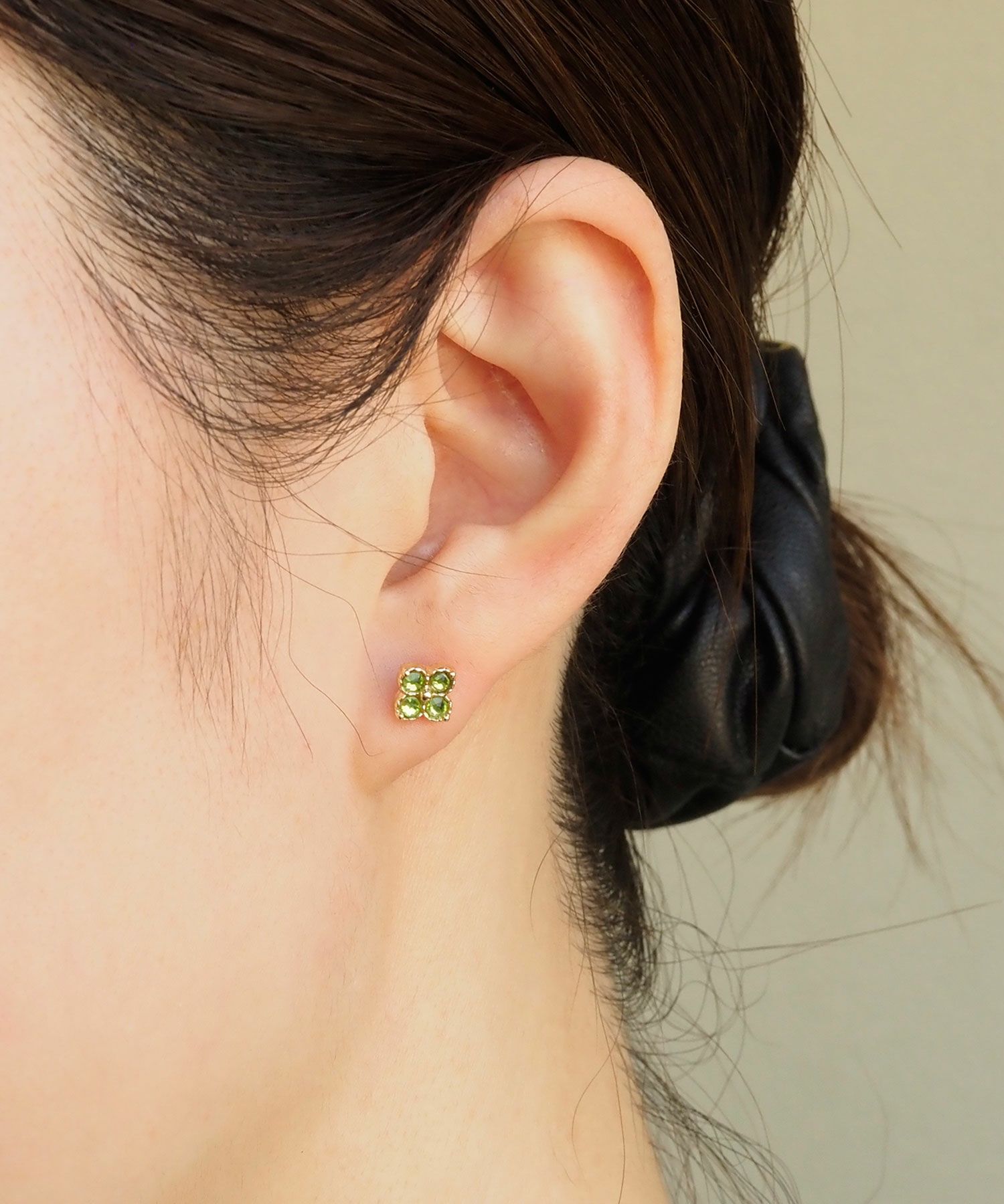 クローバーステンレスポストセットピアス