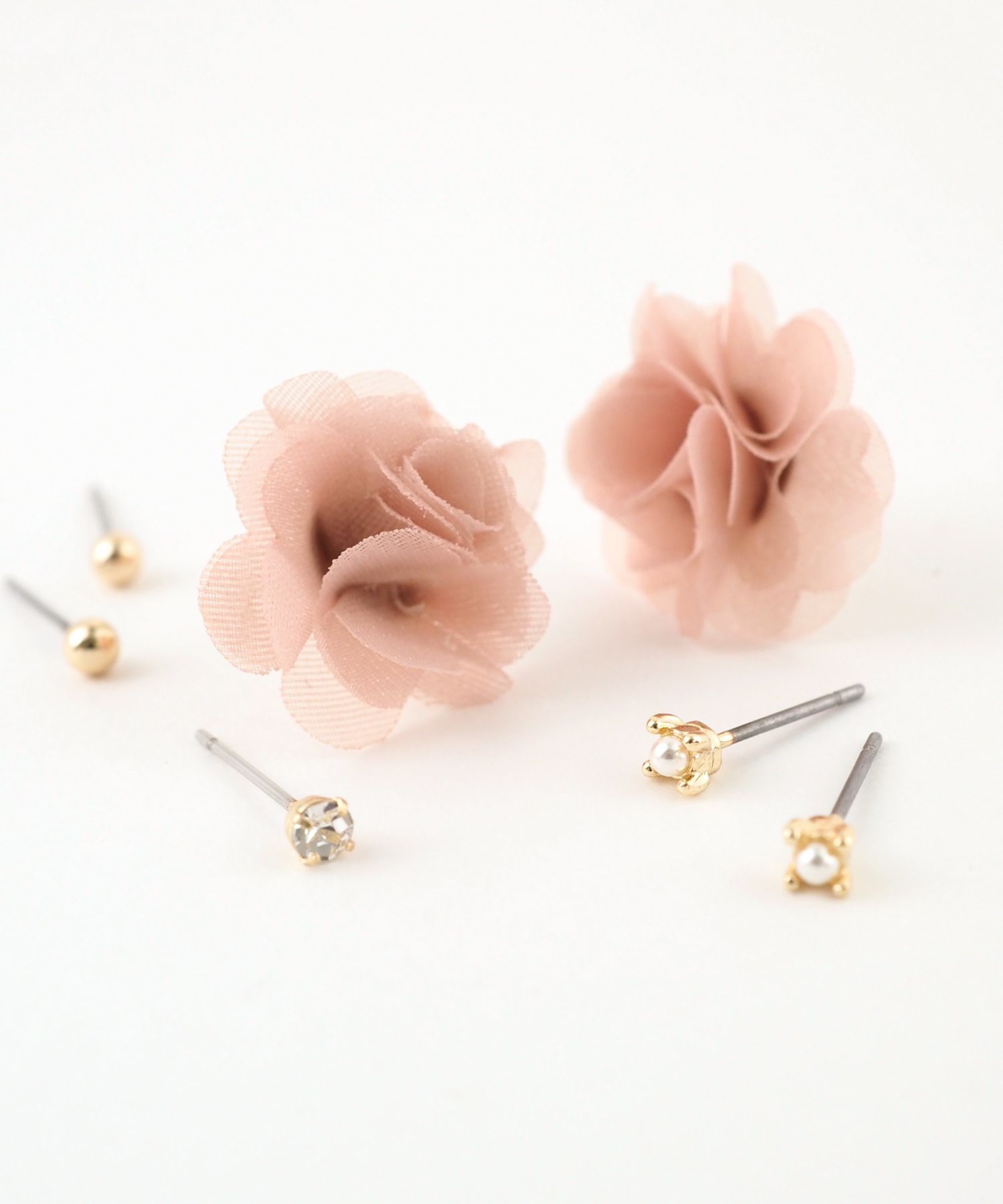 オーガンジーフラワーステンレスポストセットピアス