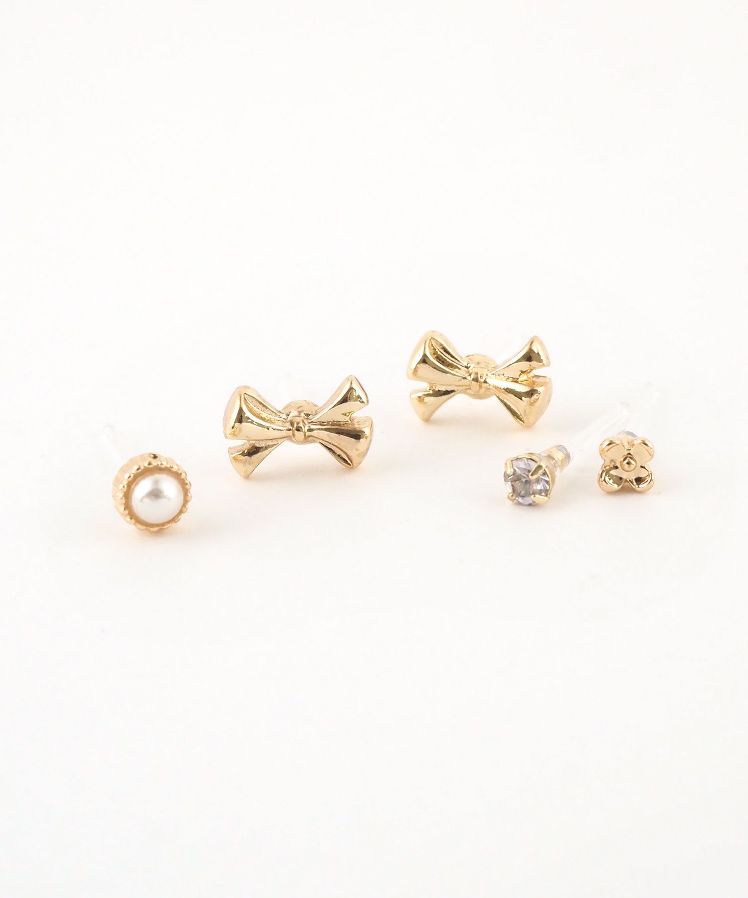 メタルリボンパール樹脂ポストセットピアス