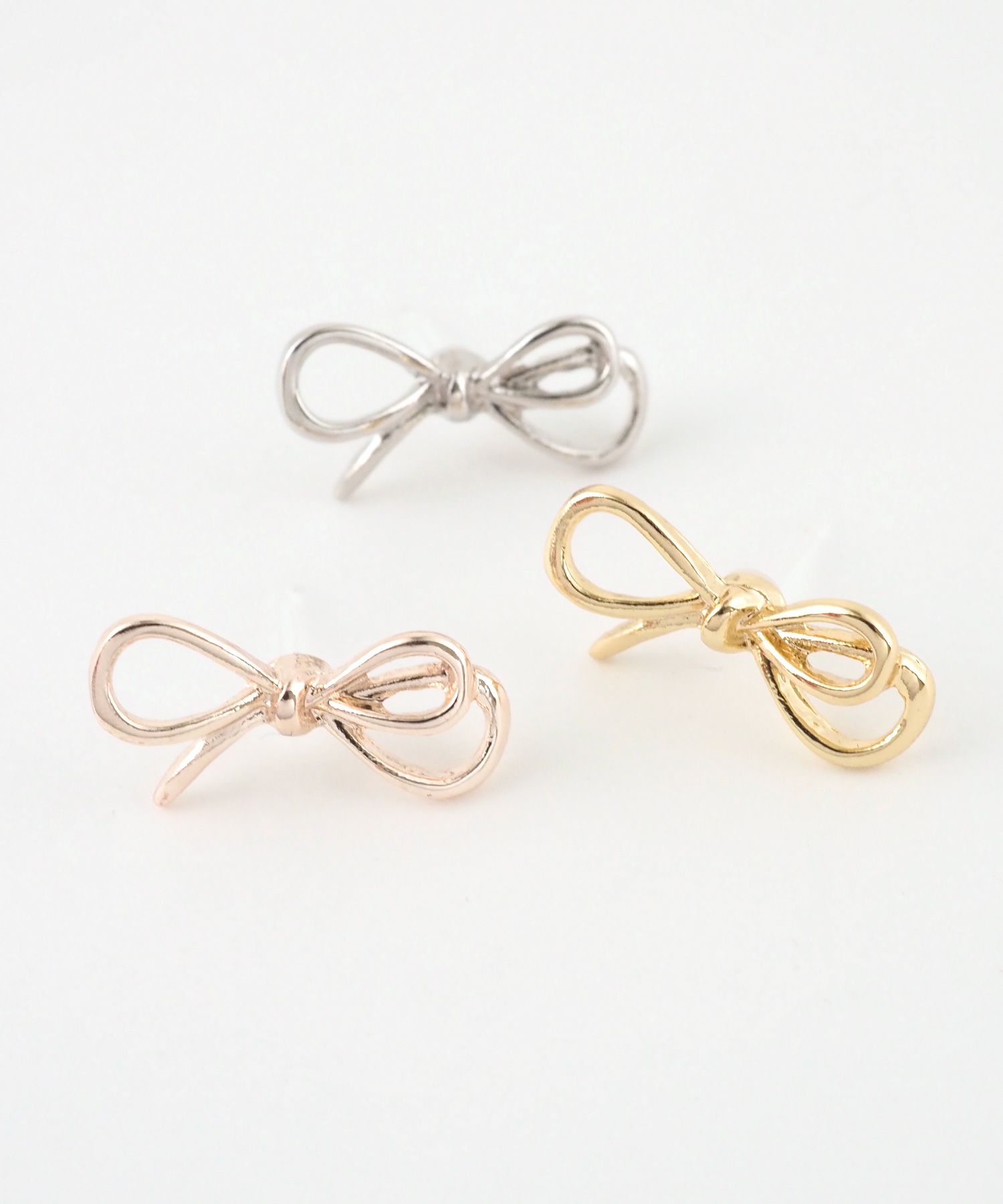 リボンノット抗菌樹脂ポストピアス