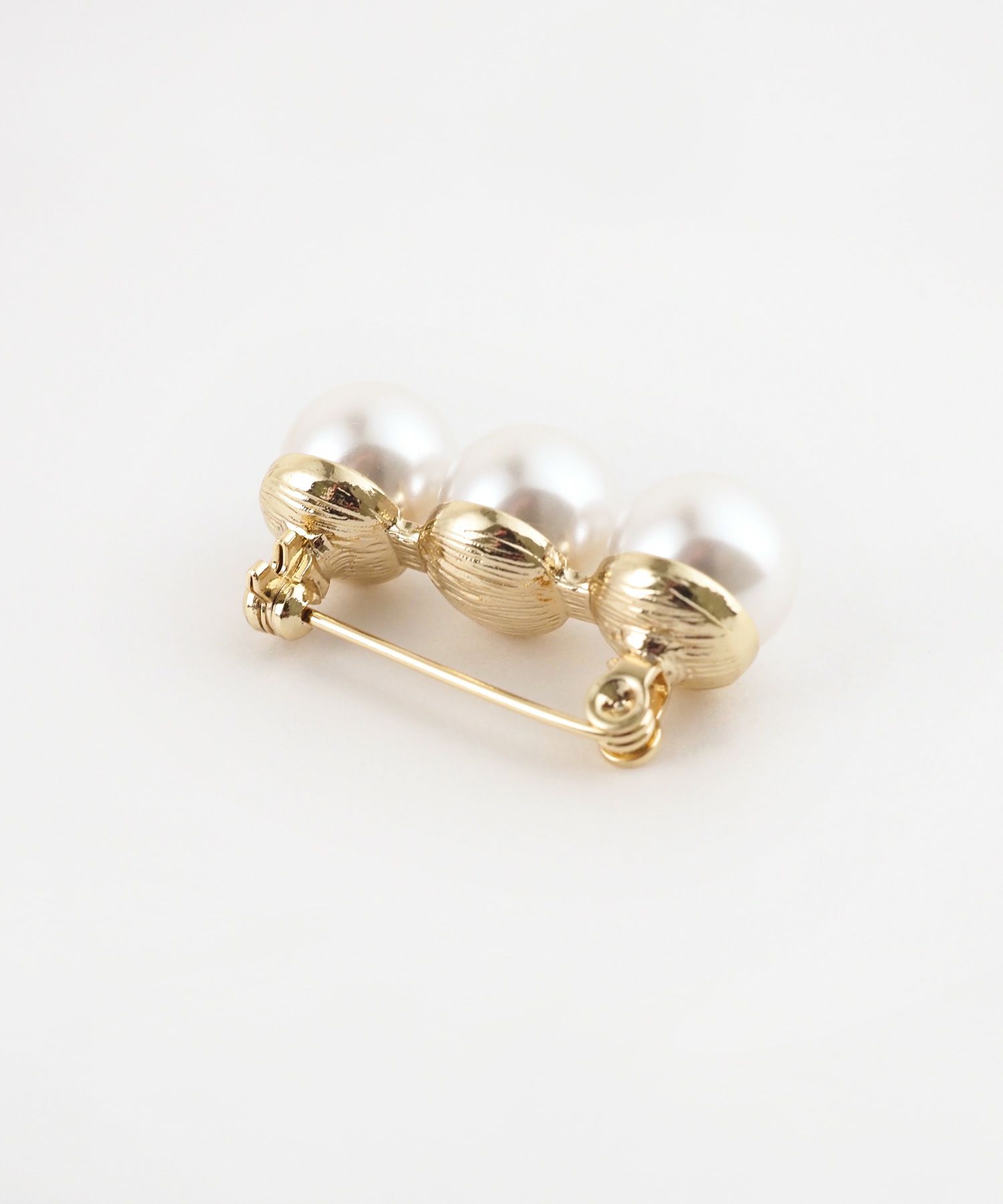 ニュアンスラインパールセットブローチ
