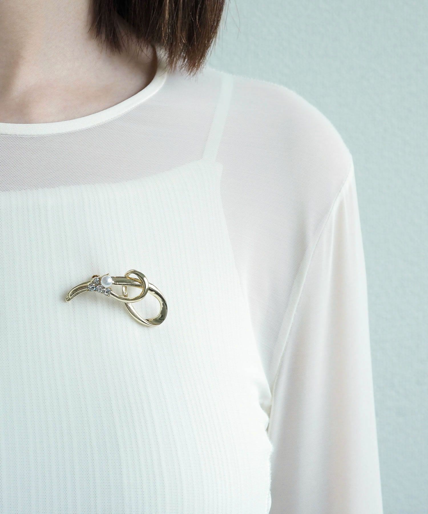 ニュアンスラインパールセットブローチ