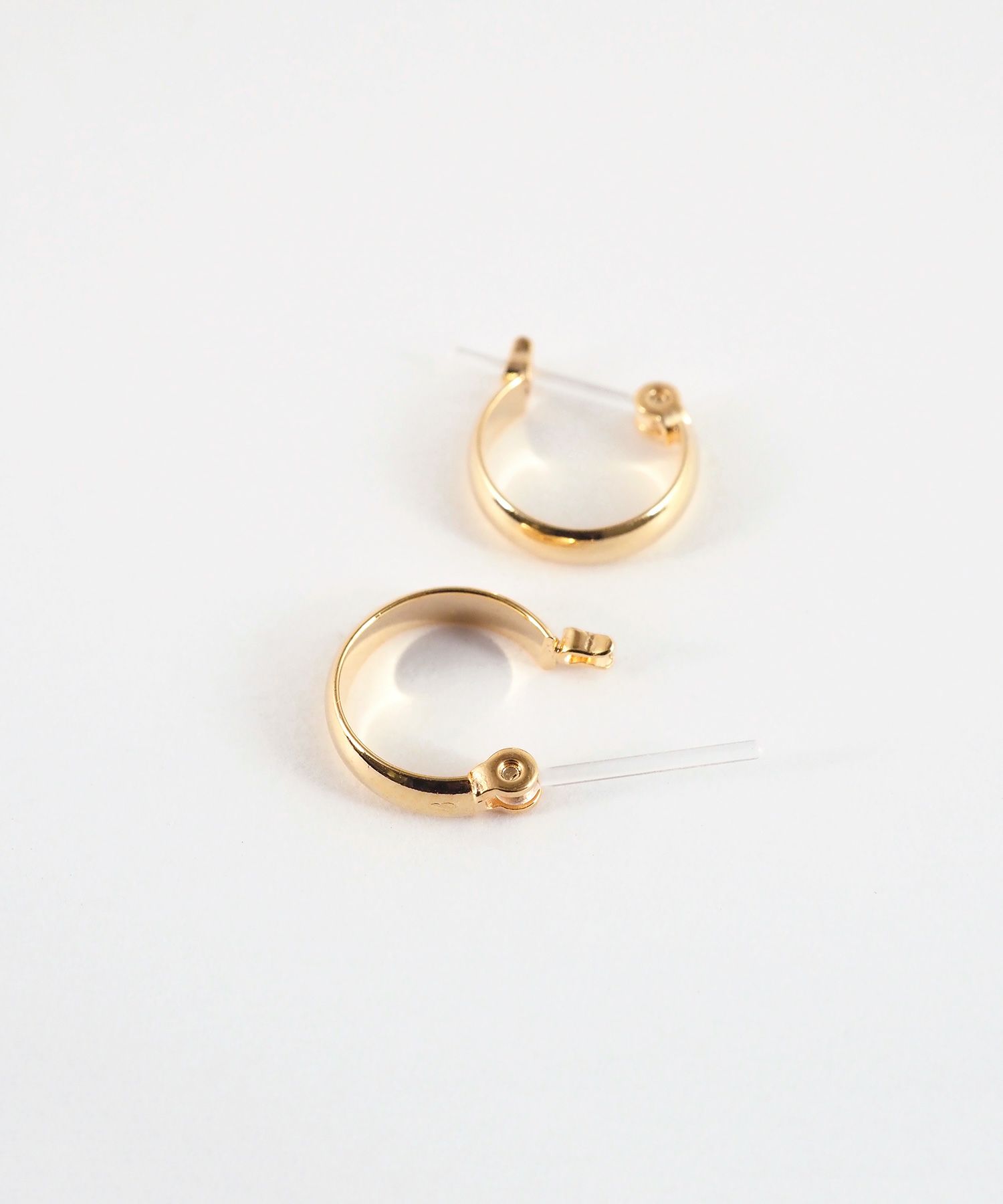 12mm甲丸フープ樹脂ポストピアス