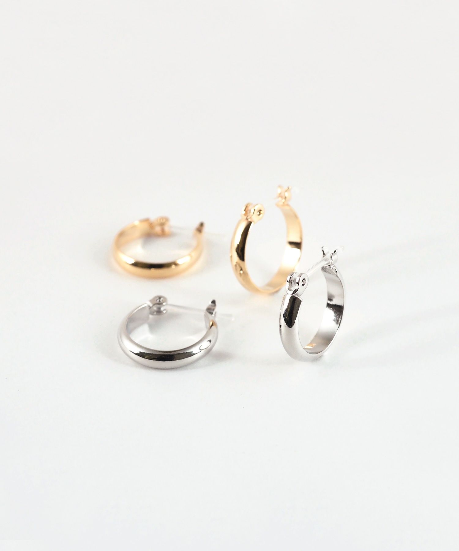 15mm甲丸フープ樹脂ポストピアス