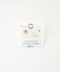 シェルモチーフ樹脂ポストセットピアス