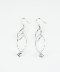 ダブルマーキスフックピアス