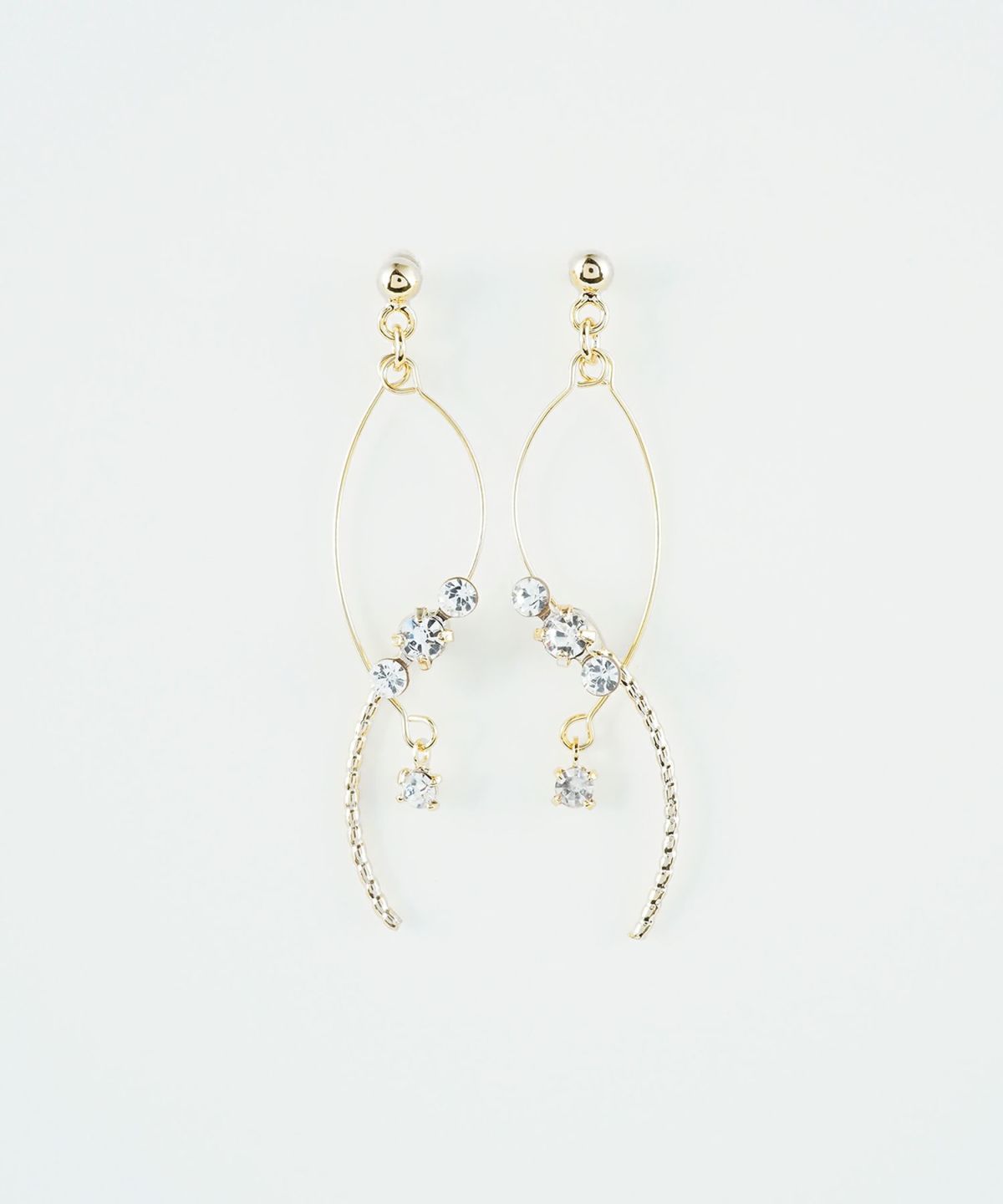 ウェーブラインビジューピアス