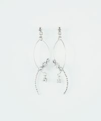 ウェーブラインビジューピアス