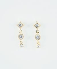 3連ビジューピアス