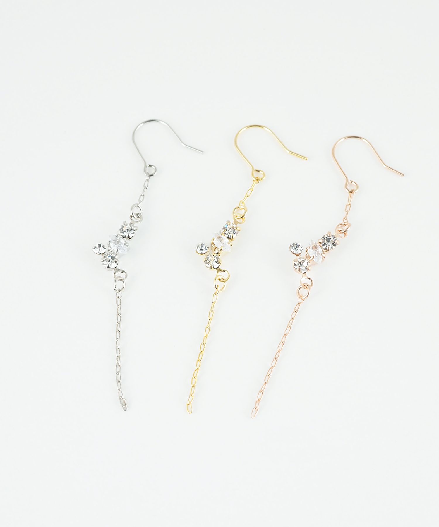 ビジューチェーンフックピアス