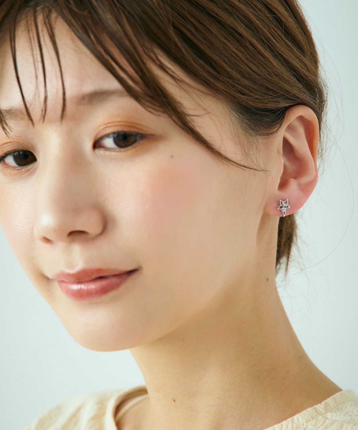 スタービジューセットチタンポストピアス