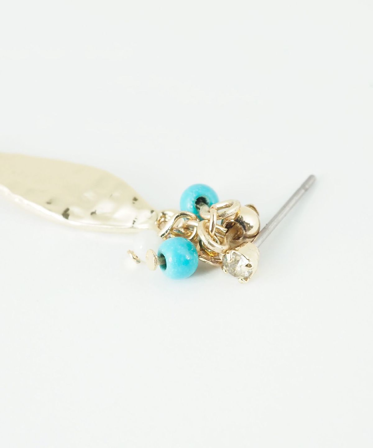 ✦ターコイズ✦　ターコイズピアス　チタンポスト チタンポスト ターコイズ ピアス （丸玉 4mm） トルコ石 金属