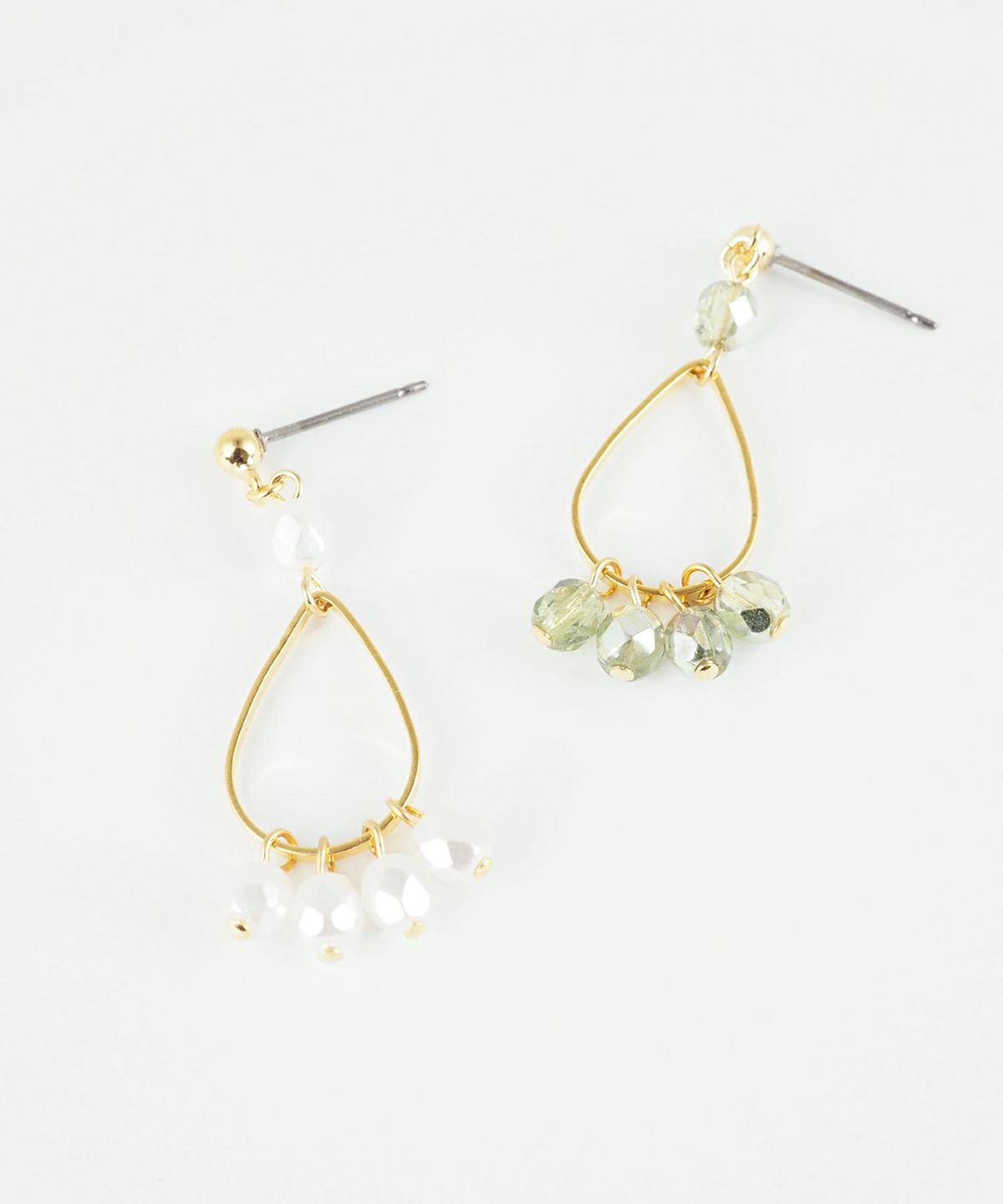 ドロップビーズチタンポストピアス