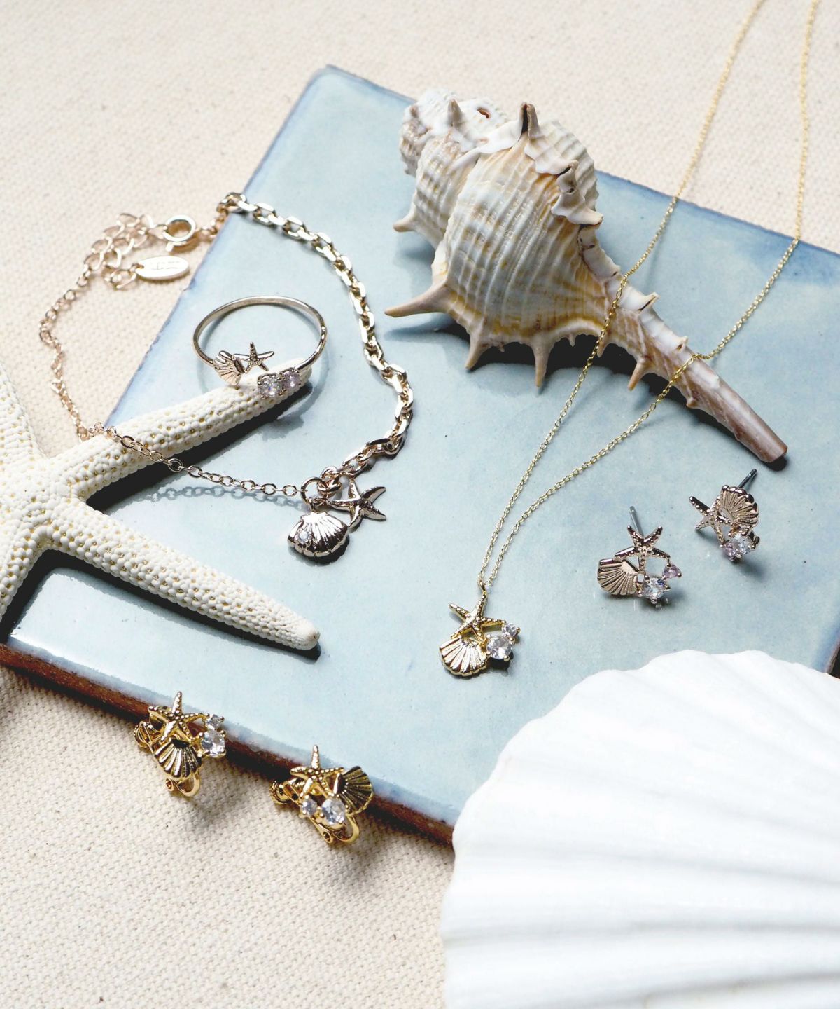 マリンモチーフチタンポストピアス【MUK shady sophy】