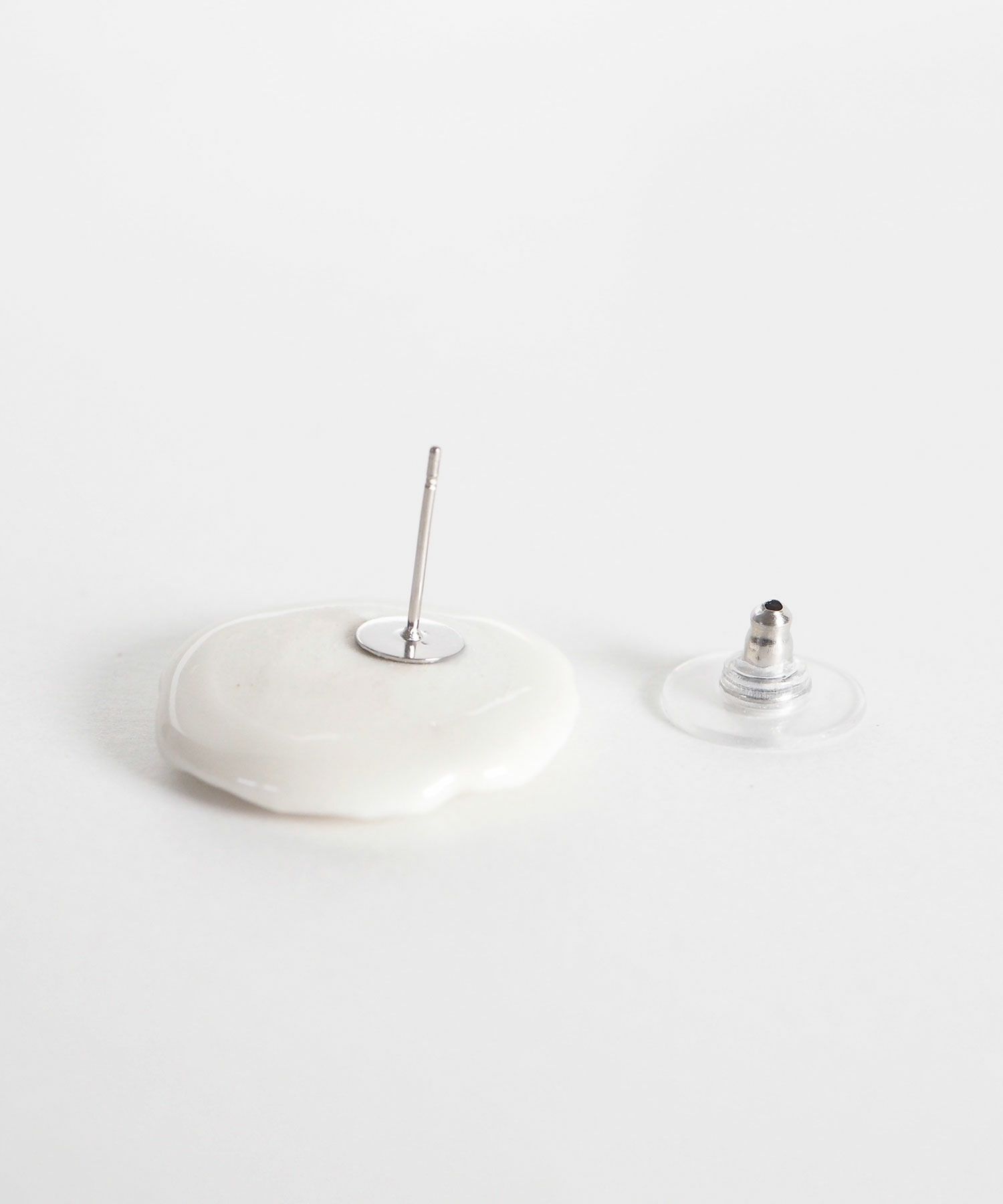 【予約商品】【メディア着用】美濃焼タイル優花ピアス【七窯社】