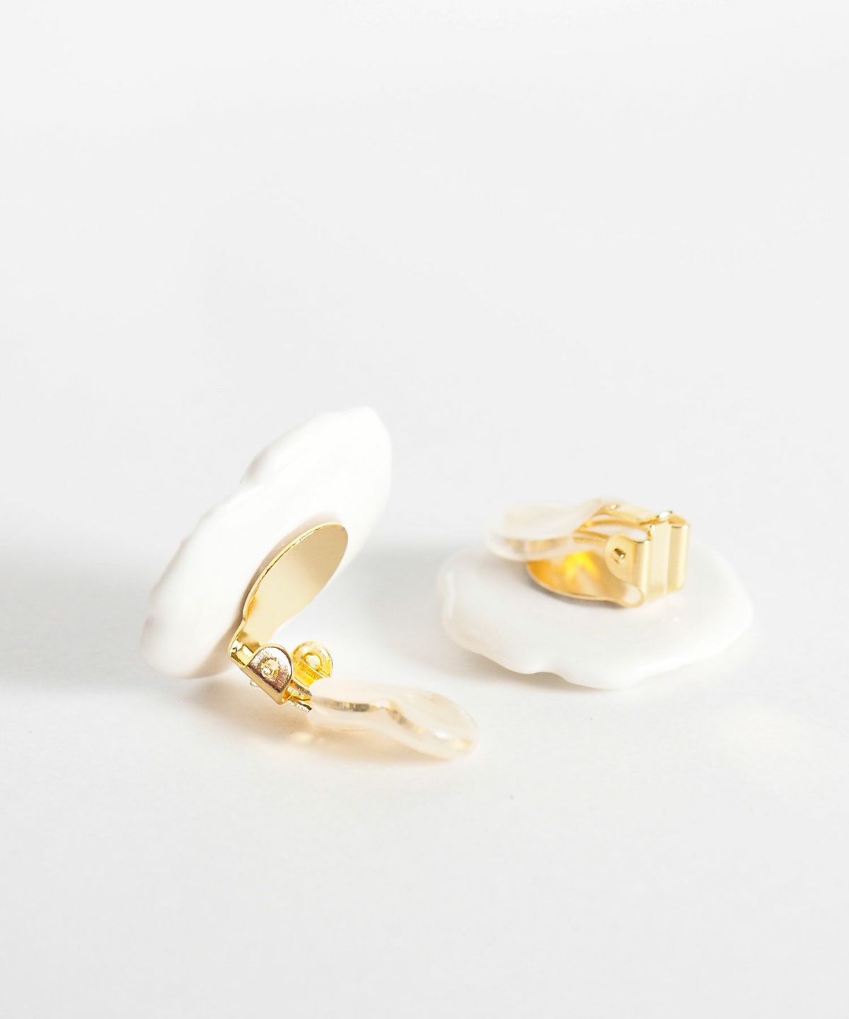 【予約商品】【メディア着用】美濃焼タイル優花イヤリング【七窯社】