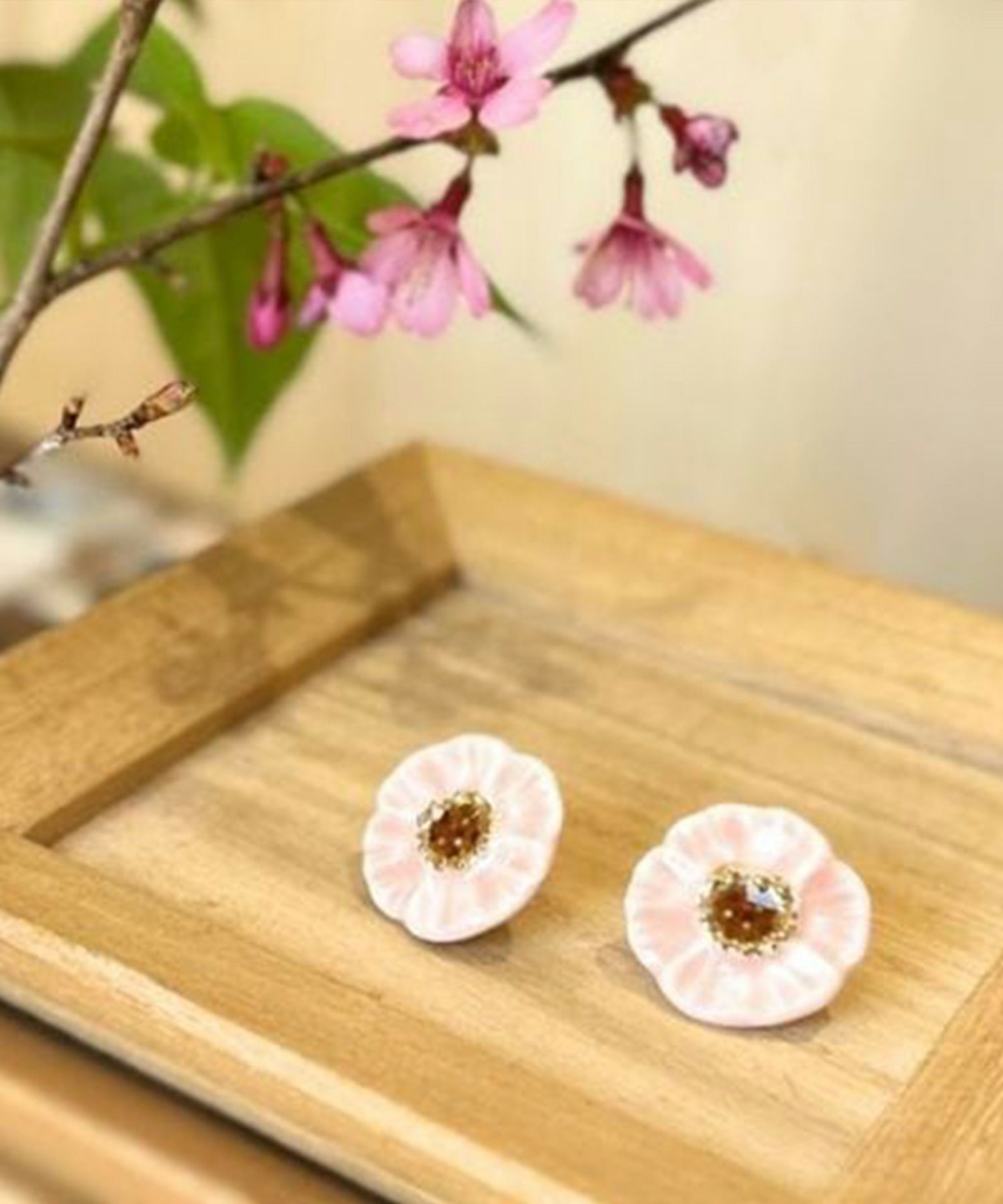 【予約商品】【メディア着用】美濃焼タイル優花イヤリング【七窯社】