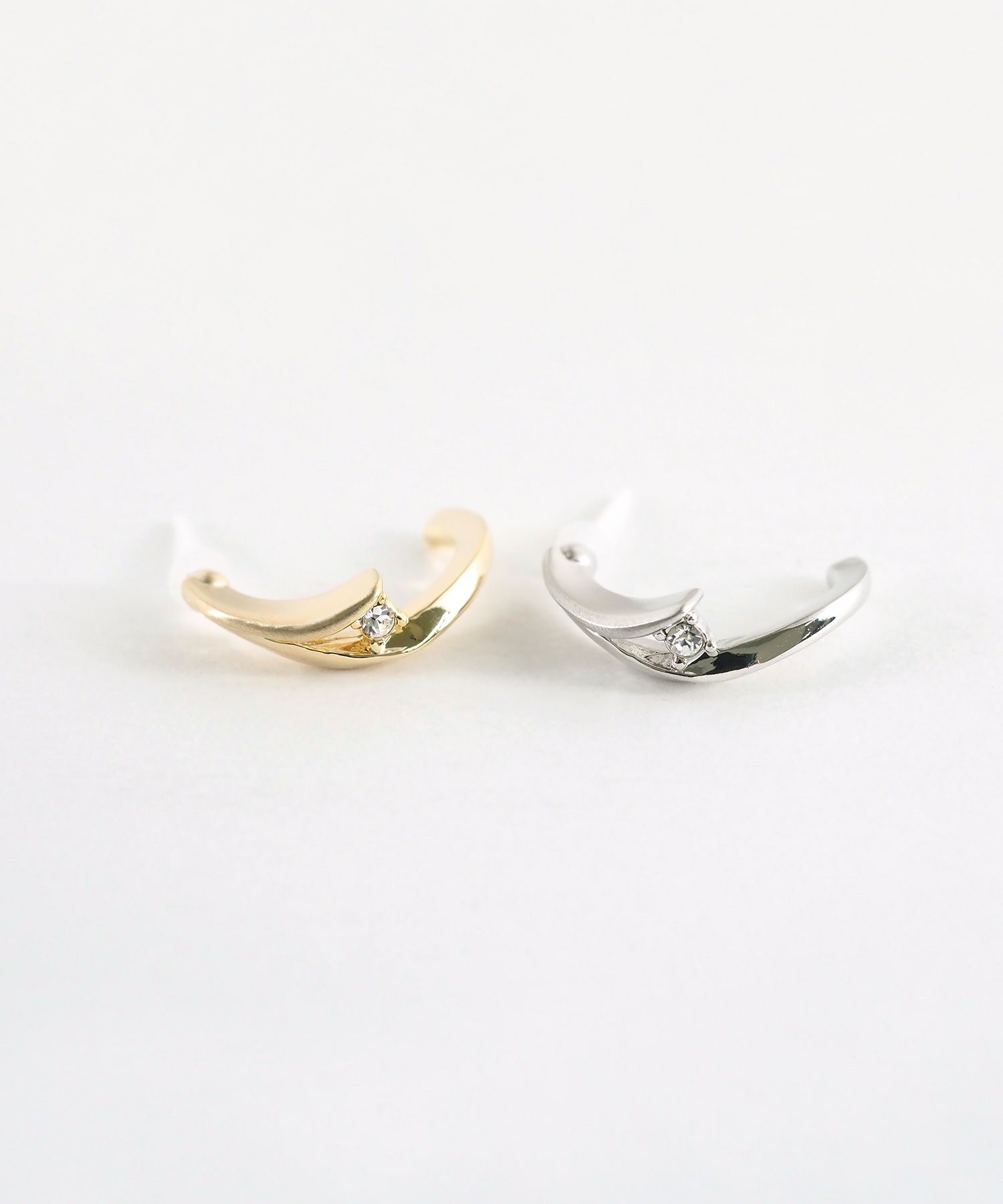 フォールラインフープセラミックポストピアス