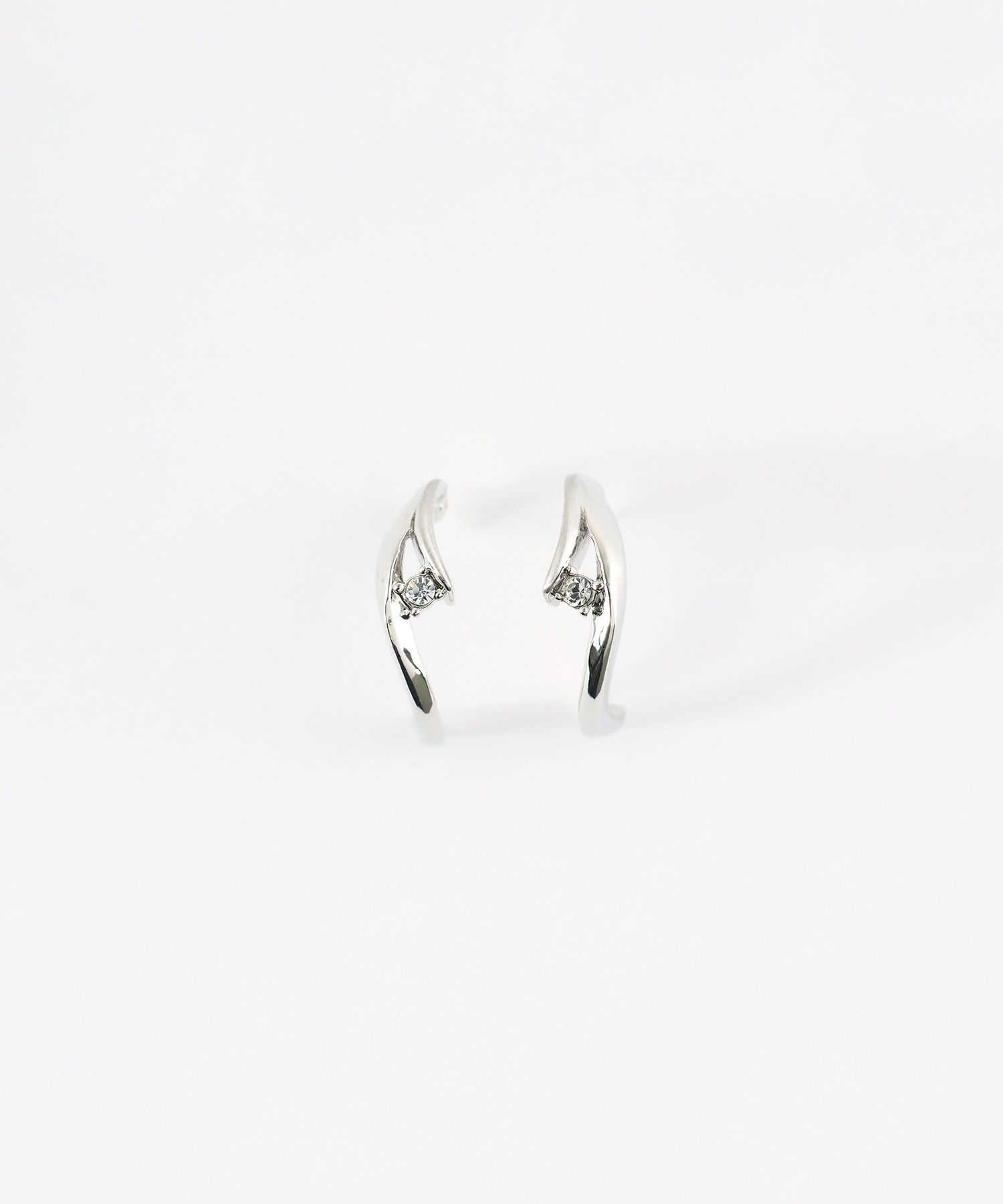 フォールラインフープセラミックポストピアス