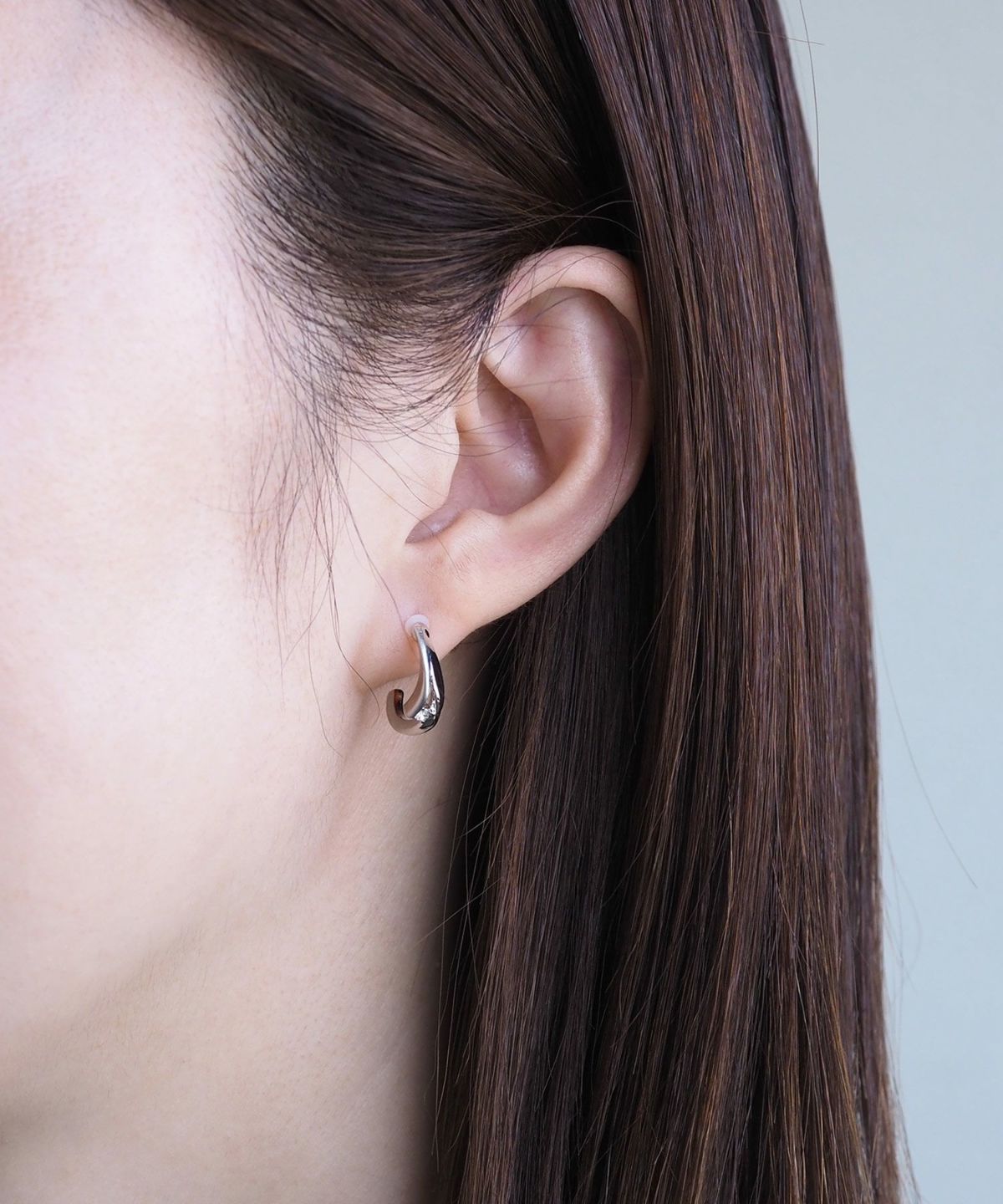 フォールラインフープセラミックポストピアス