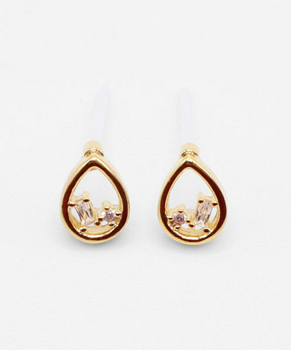 ドロップフレームセラミックポストピアス