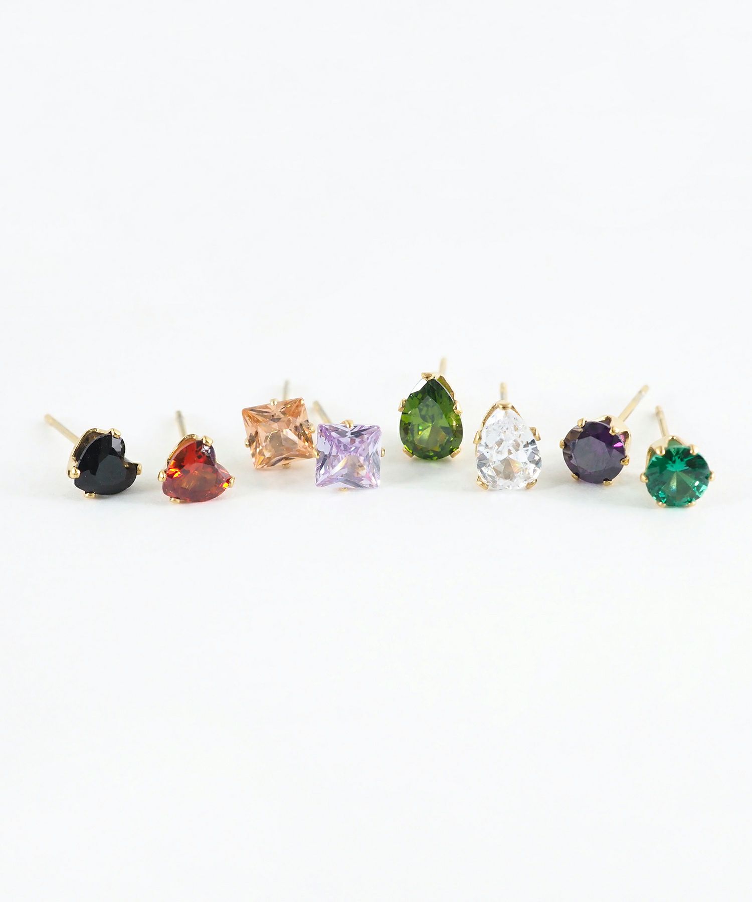 ワングレインキュービックステンレスピアス