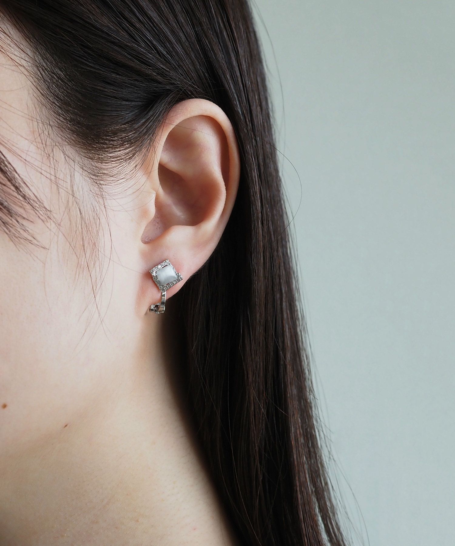 スクエアキャッツアイクリップイヤリング