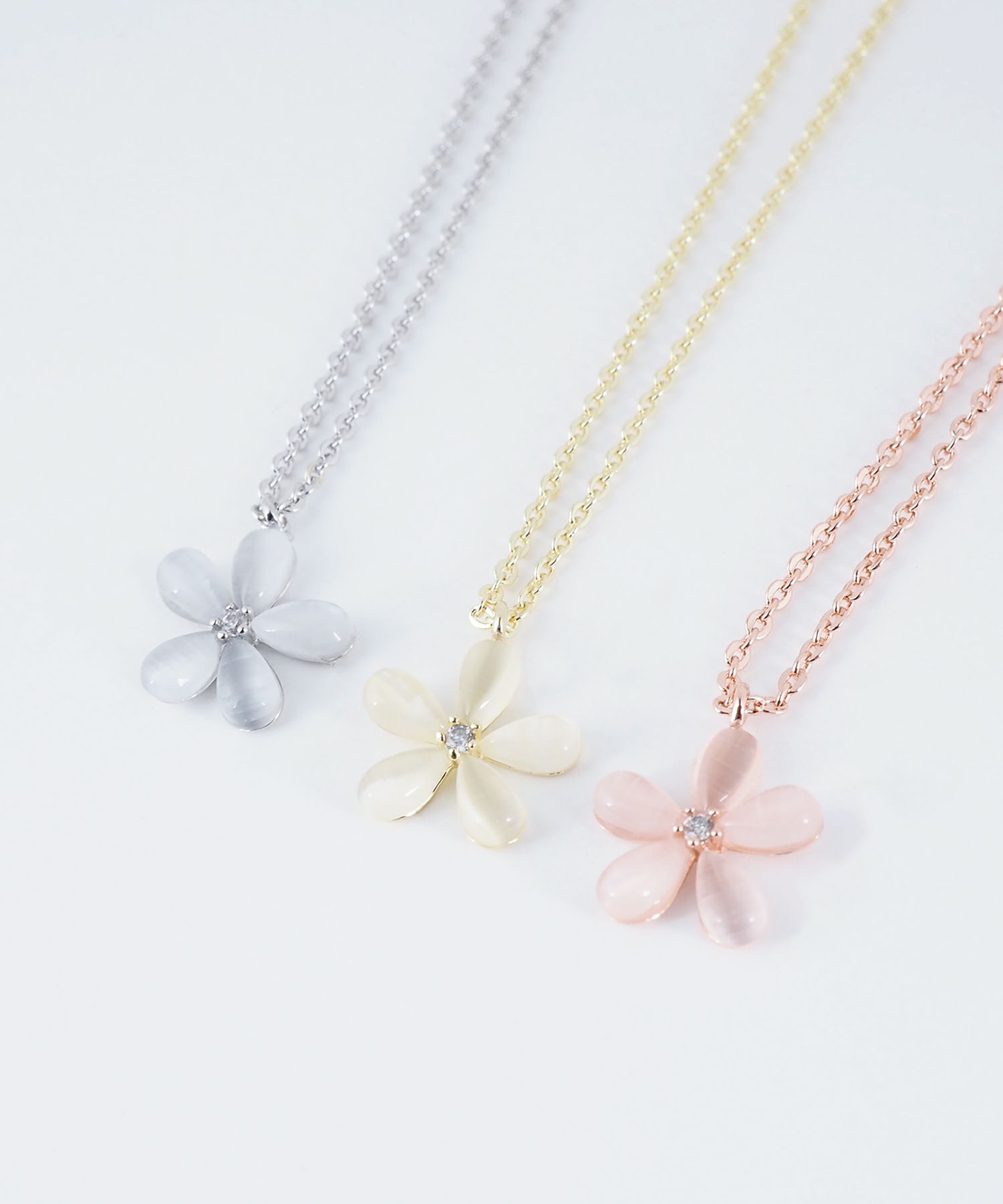 フラワーキャッツアイネックレス