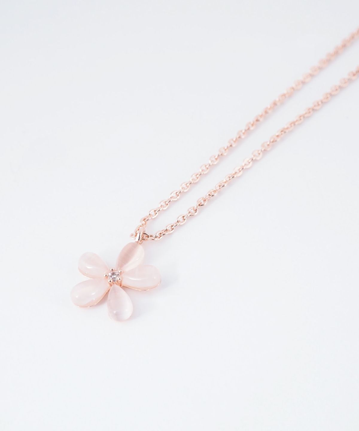 フラワーキャッツアイネックレス