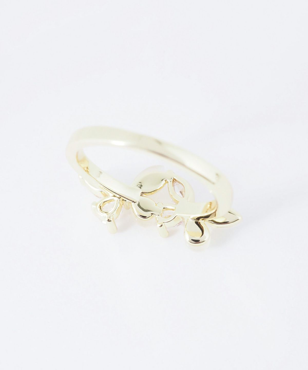 ダブルバタフライリング